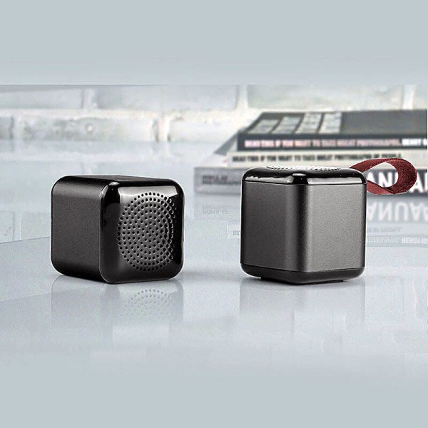 Set 2 kusů mini cube Bluetooth reproduktorů