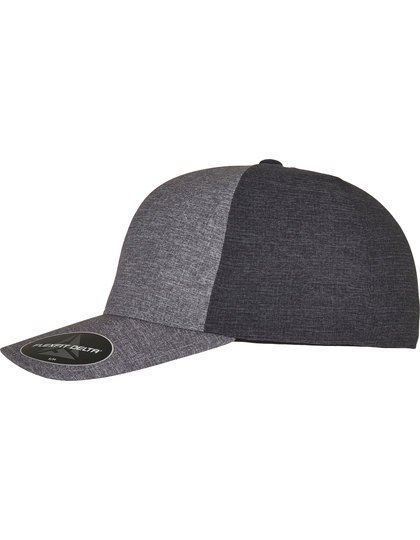 Kšiltovka Flexfit Delta® Carbon Cap - 2 tóny