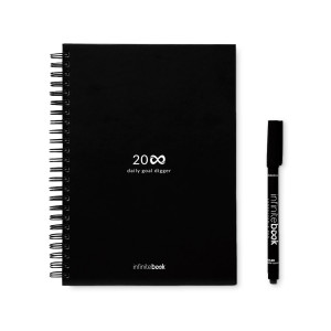 STARTER KIT INFINITE PLANNER A5. Sada obsahuje nekonečný diář A5, čisticí sadu, fix a držák na popisovače - Reklamnepredmety